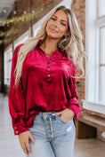 Load image into Gallery viewer, Marjorie Long Sleeve Velvet Blouse | S-2XL
