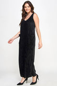 Load image into Gallery viewer, Plus Size Velvet Plisse Overall Jumpsuit
