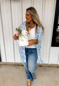 Load image into Gallery viewer, BLUE SPRING PRINT LOLA CARDIGAN
